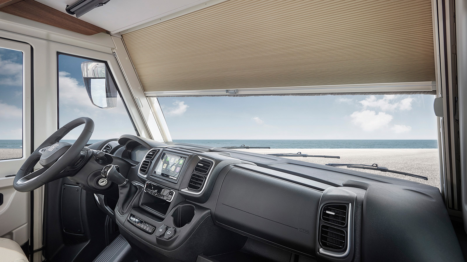 FOTO INTERNE RAPIDO Autocaravan 866F