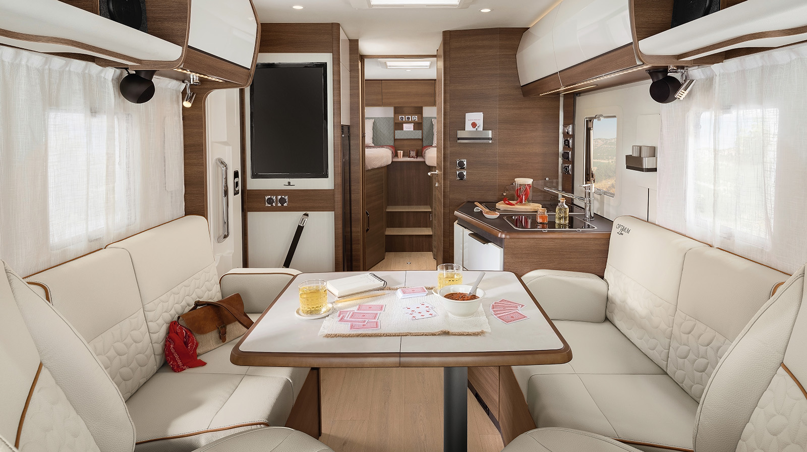 FOTO INTERNE RAPIDO Autocaravan C66i