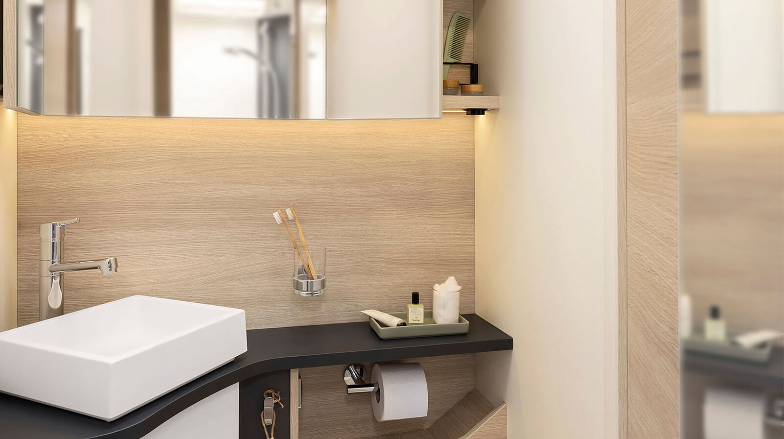 FOTO INTERNE RAPIDO Autocaravan 666F