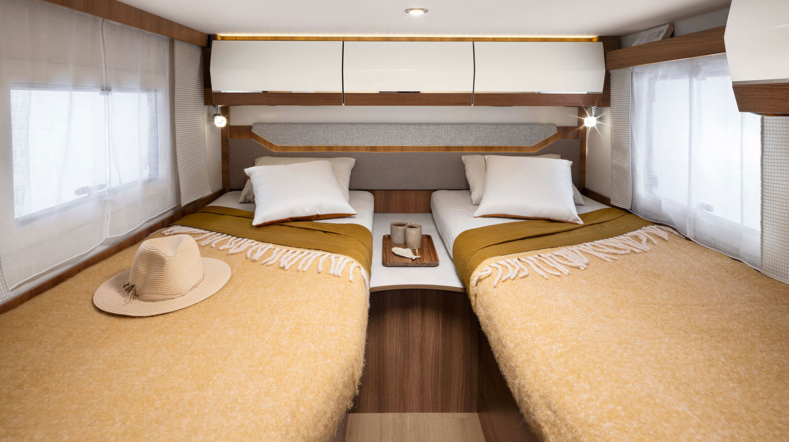 FOTO INTERNE RAPIDO Autocaravan C55i