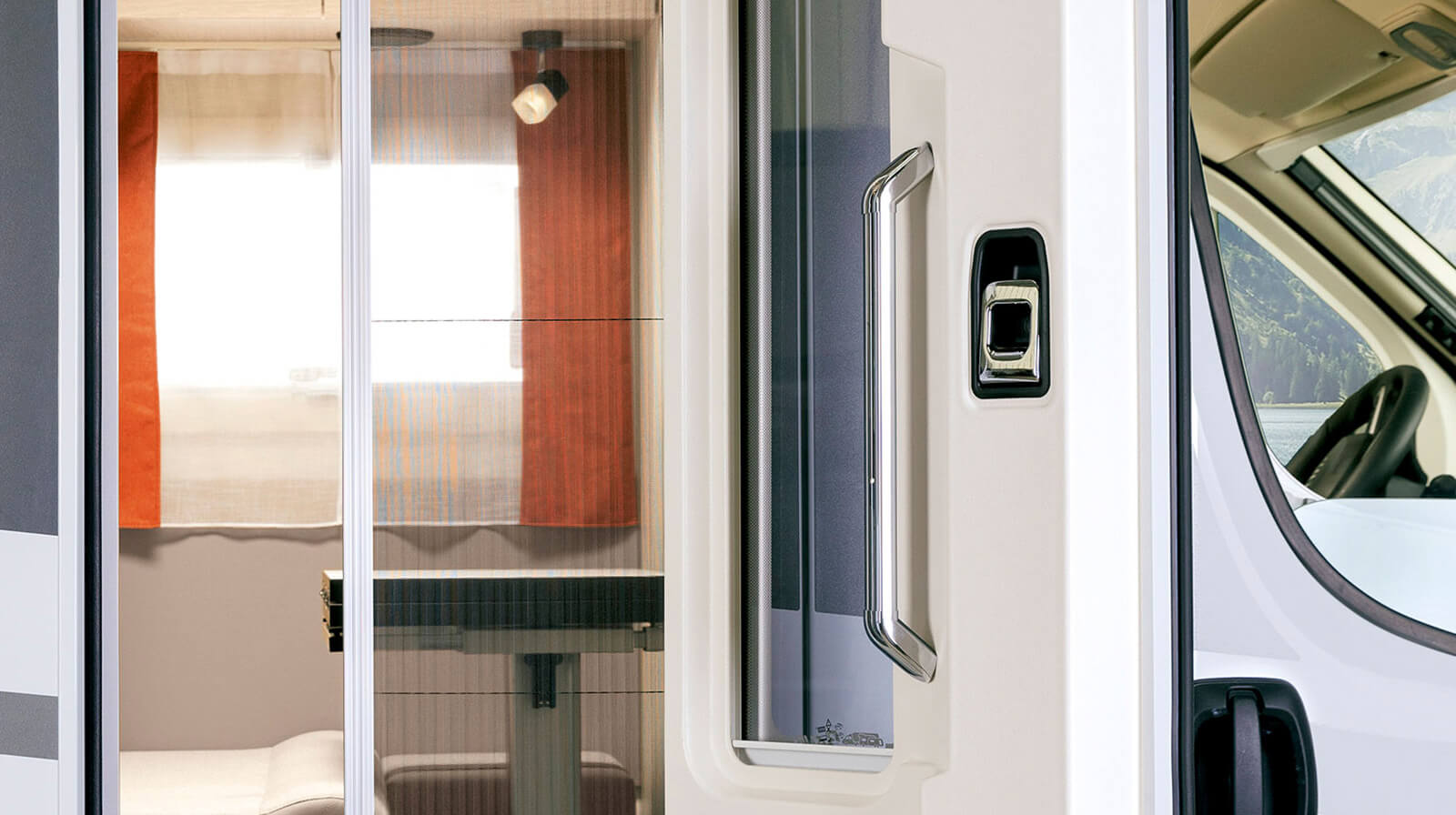 FOTO INTERNE RAPIDO Autocaravan C55i