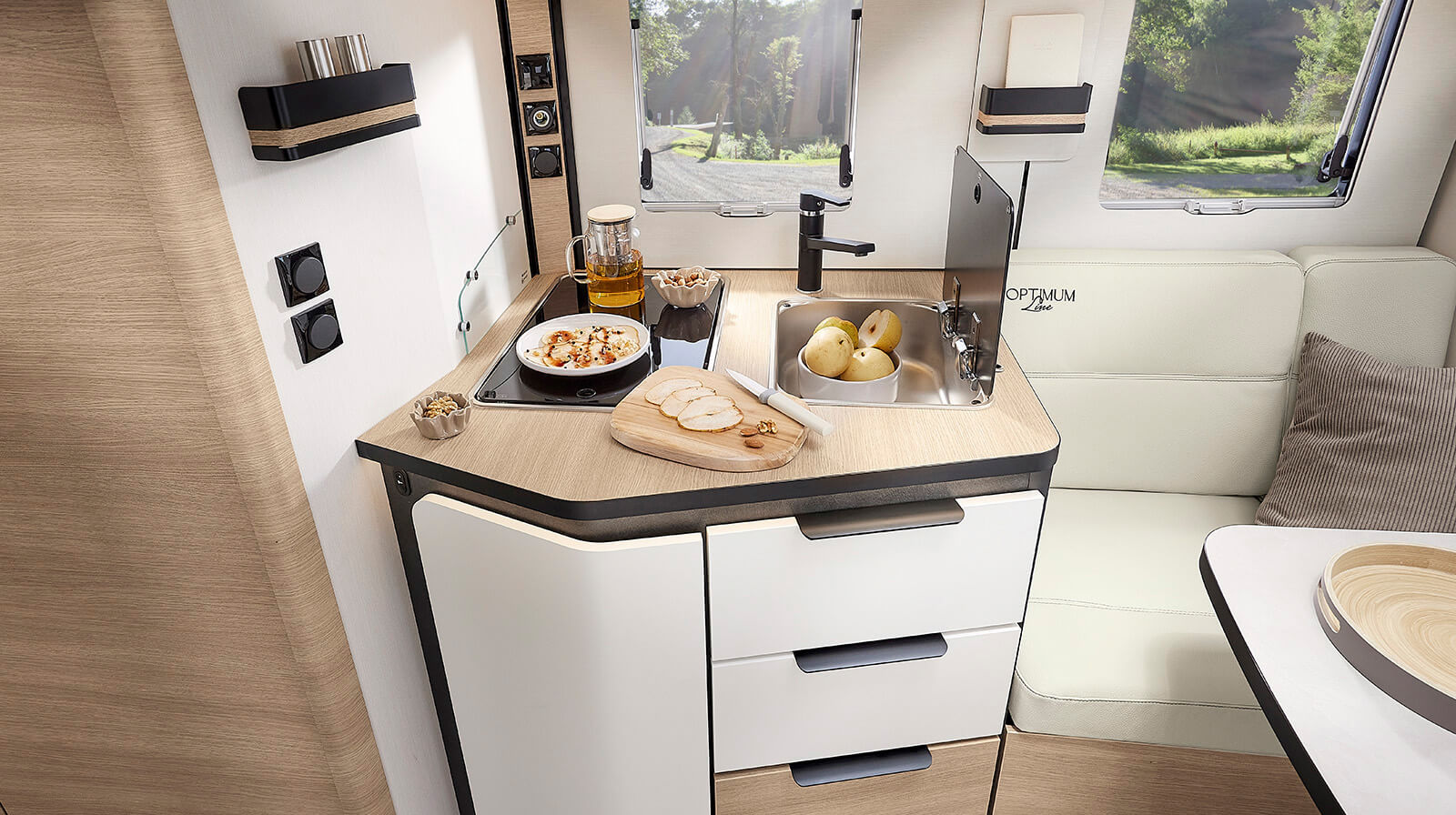 FOTO INTERNE RAPIDO Autocaravan C66