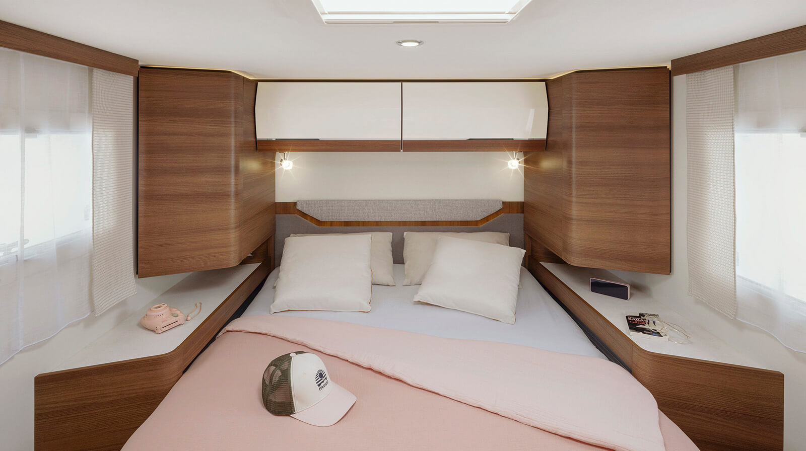 FOTO INTERNE RAPIDO Autocaravan C86