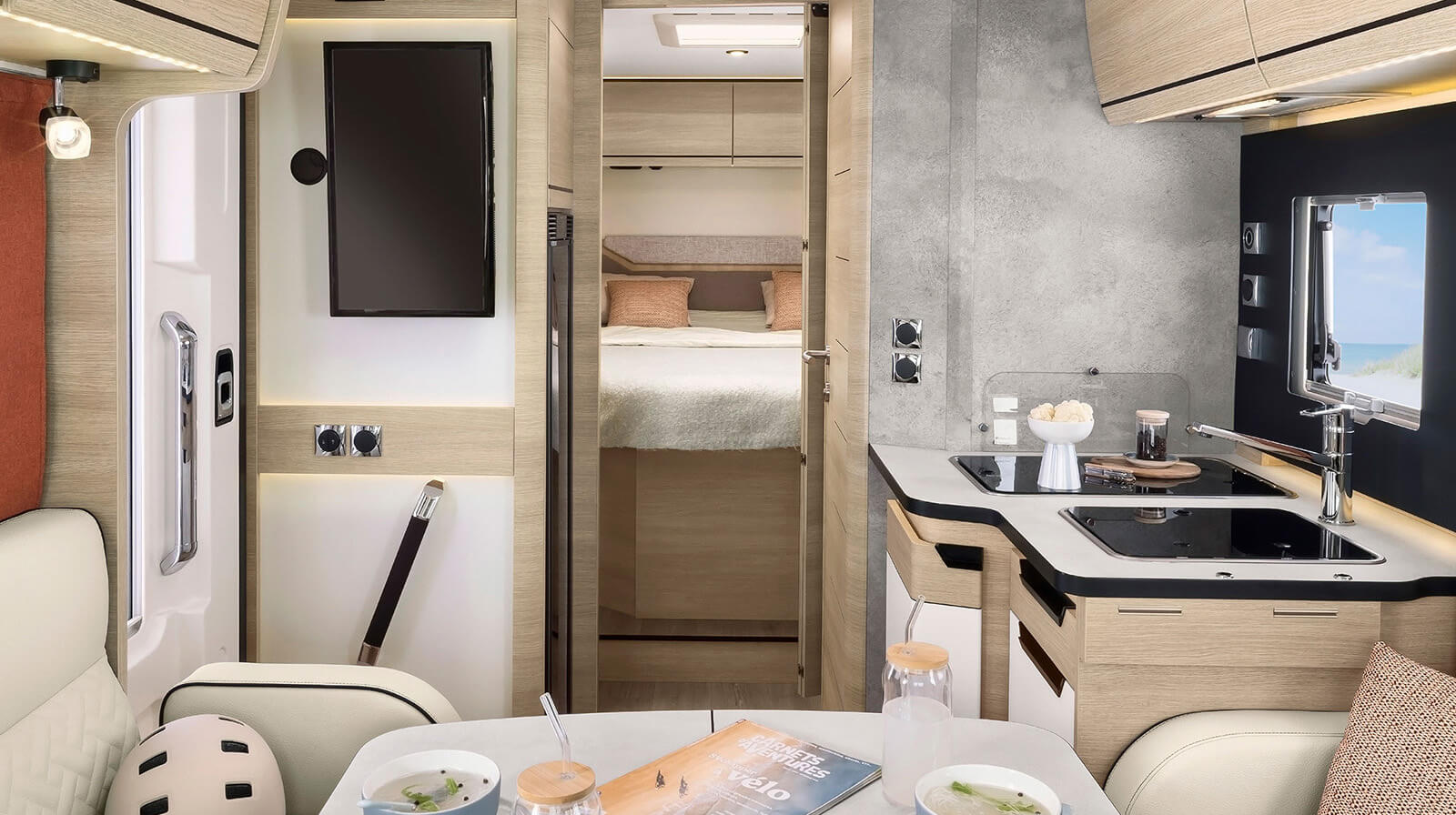 FOTO INTERNE RAPIDO Autocaravan C86i