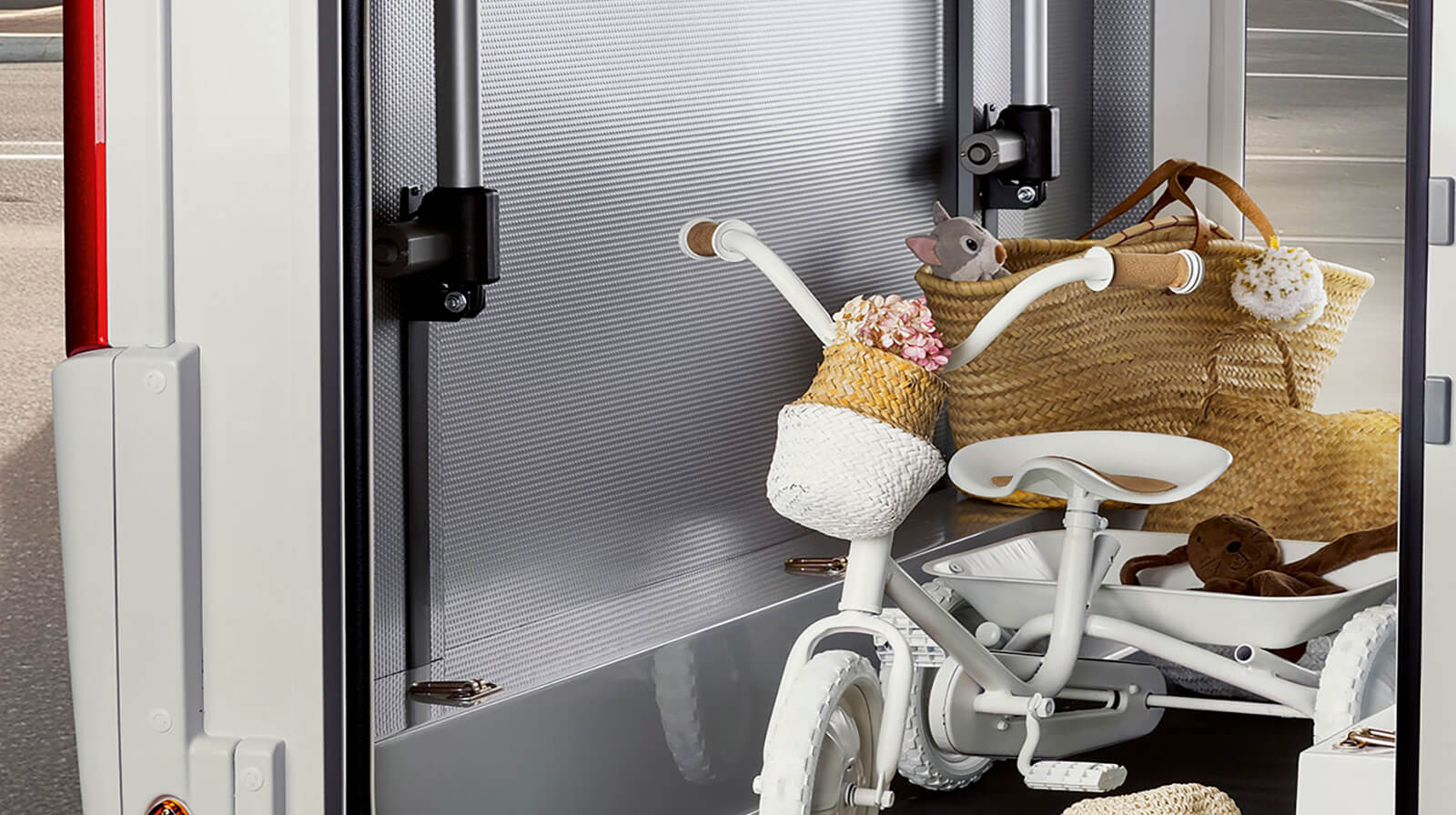 FOTO INTERNE RAPIDO Autocaravan C86i