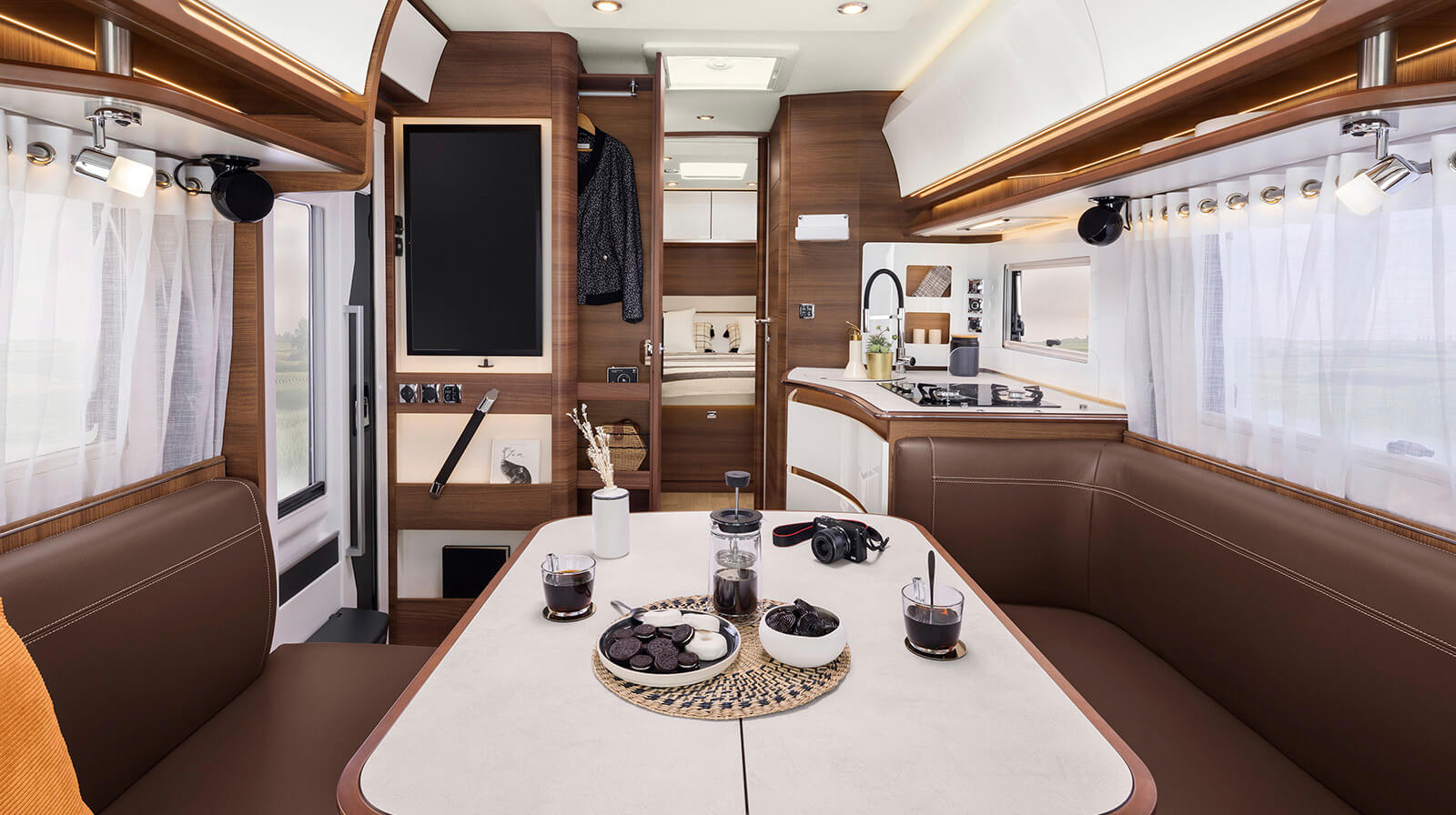 FOTO INTERNE RAPIDO Autocaravan i196M