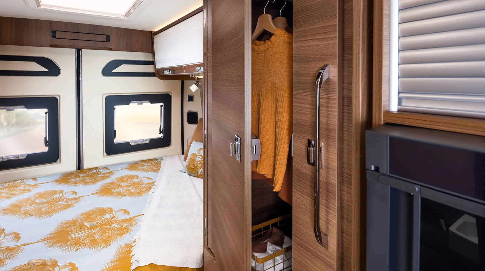 FOTO INTERNE RAPIDO Autocaravan V55